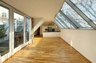 Wohnung kaufen in Wiedner Hauptstraße, 1040 Wien, Helle DG-Wohnung mit Balkon/Terrasse und Stellplatz – Nähe Theresianum!