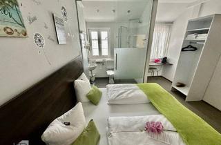 Gewerbeimmobilie kaufen in 9220 Velden am Wörther See, Traumhaftes Hotel am Wörthersee mit hoher Rendite ca. 10% - Gepflegte Ambiente, 12 Zimmer, 1 Appartement eigener Garten & Parkplätze, perfekt für Gastgewerbe!