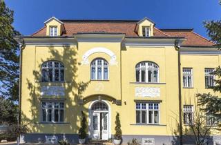 Villen zu kaufen in 2304 Wagram an der Donau, Elegantes Herrenhaus mit weitläufigem Naturgarten Nahe der Stadtgrenze Wien
