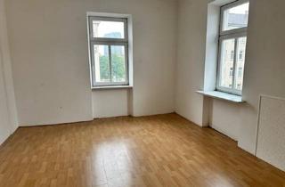 Wohnung kaufen in Favoritenstraße, 1100 Wien, Handwerkerbedürftige 3 Zimmer Wohnung mit Blick auf die Alpengasse - 2 Eingänge möglich!!
