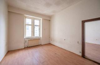 Wohnung kaufen in Hannovermarkt, 1200 Wien, **Hannovermarkt** Renovation Opportunity: 3-Room Period Apartment with Approved Balcony and Airbnb Potentia