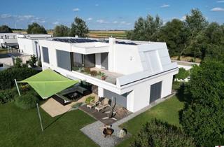Villen zu kaufen in Neusiedler See, 7111 Parndorf, Moderne lichtdurchflutete Traumvilla in bester Lage am See