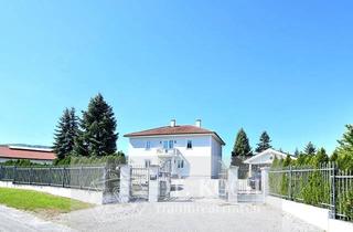 Villen zu kaufen in 3062 Kirchstetten, Traumhafter Landsitz im Villenstil mit Pferdeställen!