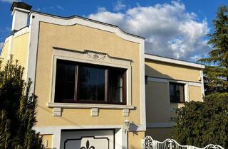 Villen zu kaufen in 2431 Enzersdorf an der Fischa, Stilvolles Einfamilienhaus mit großem Garten & Wintergarten – in ruhiger Lage von Enzersdorf an der Fischa / Elegant Family Home with Large Garden & Winter Garden – Peaceful Setting in Enzersdorf an der Fischa