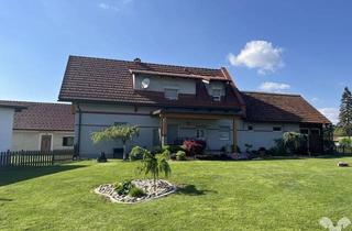 Haus kaufen in 8522 Groß Sankt Florian, Wohnen & Wirtschaften: Zwei Häuser & Ackerflächen – alles in einem Paket!