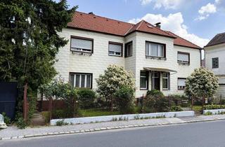 Villen zu kaufen in Wr. Neustädter Straße, 7202 Bad Sauerbrunn, großzügige Villa mit Potenzial im Herzen von Bad Sauerbrunn