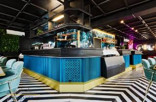 Immobilie mieten in Keplerplatz, 1100 Wien, Top-moderne Gastronomiefläche in bester Lage am Keplerplatz – betriebsbereit und hochwertig ausgestattet