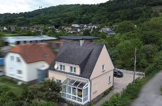 Einfamilienhaus kaufen in 3671 Marbach an der Donau, Charmantes Einfamilienhaus mit Blick auf Donau und riesigem Garten in Marbach!