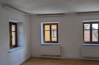 Wohnung mieten in 4861 Schörfling, Helle Altbauwohnung