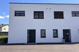 Doppelhaushälfte kaufen in 5274 Burgkirchen, Neuwertige Doppelhaushälfte in Burgkirchen: Ihr neues Zuhause mit Garten und Terrasse!
