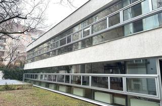 Büro zu mieten in Burggasse, 1070 Wien, Helles Büro mit großzügiger Terrasse!
