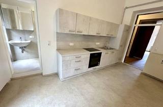 Wohnung mieten in Lendkai, 8020 Graz, Erstbezug nach Sanierung - stilechte 3-Zimmer-Altbauwohnung mit Balkon und extra Essküche in zentraler Grazer Stadtlage - PROVISIONSFREI