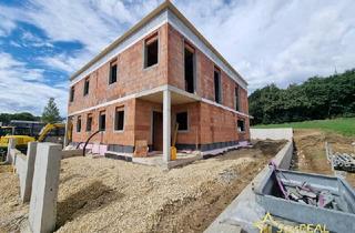 Doppelhaushälfte kaufen in Karnabrunn-Obenaus, 2113 Karnabrunn, LETZTES HAUS VERFÜGBAR! IDEAL FÜR FAMILIEN! 5-ZIMMER-ZIEGELHAUS MIT UNVERBAUBAREN AUSBLICK. MIT KELLER, BALKON, TERRASSE, CARPORT UND GROSSEM GARTEN.