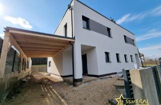 Doppelhaushälfte kaufen in Karnabrunn-Obenaus, 2113 Karnabrunn, KURZ VOR FERTIGSTELLUNG! 208 m² NFL! 5-ZIMMER, KELLER, BALKON, TERRASSE, CARPORT UND GROSSER GARTEN. ZIEGELQUALITÄT MIT UNVERBAUBAREM GRÜNBLICK.