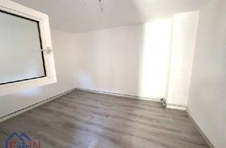 Haus kaufen in 2275 Bernhardsthal, **Haus mit zwei Wohneinheiten in Bernhardsthal**