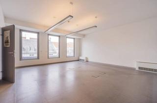 Büro zu mieten in Favoritenstraße 111, 1100 Wien, Barrierefreie Ordinationsfläche in der Fußgängerzone direkt bei der U1 Reumannplatz zu mieten