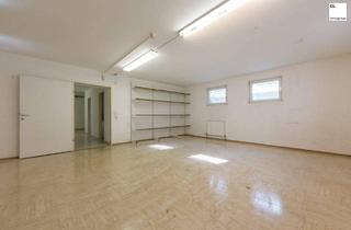 Gewerbeimmobilie kaufen in 4870 Vöcklamarkt, Vielseitig nutzbare Lagerfläche mit Garage, Kantinenbereich und überdachten Vorplatz zu verkaufen