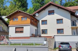 Einfamilienhaus kaufen in 5270 Mauerkirchen, Attraktive Kombination: Wohnen & Vermieten unter einem Dach