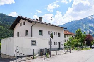 Einfamilienhaus kaufen in 6500 Landeck, Saniertes Wohnhaus/zwei Wohnungen in sonniger Ruhelage in Landeck