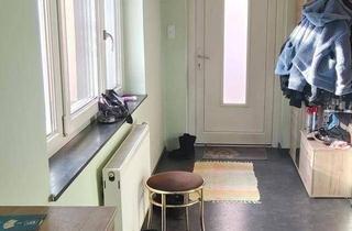Einfamilienhaus kaufen in 2331 Vösendorf, Charmantes Haus mit großem Garten und Garage