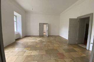 Wohnung mieten in 2435 Ebergassing, Herrschaftliches Wohnen im Schloss 138m² 4 Zimmer Warmmiete!