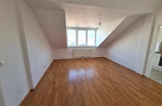 Wohnung kaufen in Inzersdorfer Straße, 1100 Wien, Toll aufgeteilte 2-Zimmer-Wohnung im Dachgeschoss!