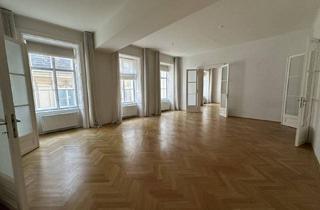 Wohnung mieten in Stephansplatz, 1010 Wien, UNBEFRISTET: 4 ZIMMER mit separater Küche nahe Stephansplatz ab AUGUST!