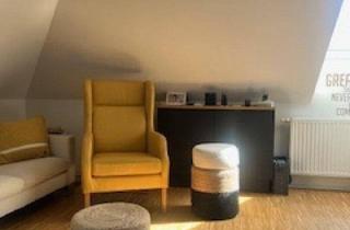 Wohnung kaufen in Grazbachgasse 20, 8010 Graz, Schlossbergblick hat die wunderschöne 3-Zimmer-Dachgeschosswohnung – lichtdurchflutet, gepflegt mit Klimaanlage und Wohnküche von Tischlerhand!
