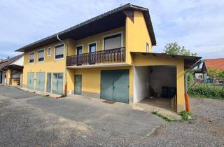 Bauernhäuser zu kaufen in 8472 Obervogau, Wohnhaus mit Garagen und angebaute Wirtschaftsgebäude samt altem Bauernhaus im Dorfverbund mit weiterem Bauland