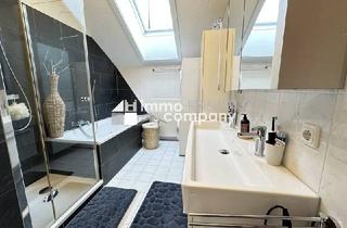 Maisonette kaufen in 6820 Frastanz, 4-Zimmer-Maisonette-Wohnung auf zwei Etagen (1. OG + DG) in Frastanz, modernes, tolles Badezimmer, 2 sehr gut beleuchtete Tiefgaragenplätze, einmaliger Ausblick vom Balkon auf die umliegende Bergwelt.