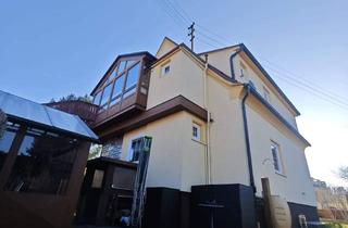 Mehrfamilienhaus kaufen in 2630 Ternitz, Traumhaftes Mehrfamilienhaus mit Garage und Sonnenterrasse, lädt zum Genießen ein!