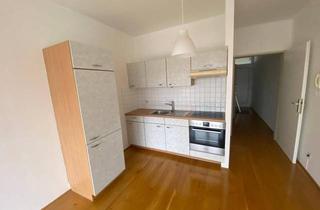 Wohnung mieten in Ragnitzstraße 12, 8047 Graz, Gemütliche Wohnung mit Balkon, Kellerabteil und Tiefgaragenplatz (optional) in Nähe LKH, Med Uni sowie Privatklinik Graz Ragnitz zu vermieten.