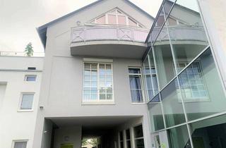 Wohnung mieten in 2620 Neunkirchen, Behagliche Wohnung im 1. Liftstock mitten im Zentrum!