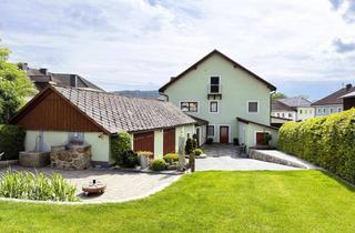 Haus kaufen in 4161 Ulrichsberg, Landleben mit Stil: Zwei Häuser, Pool, 4ha Wald und Wiesen