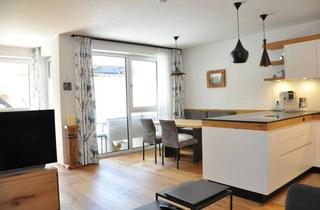 Wohnung kaufen in 5630 Bad Hofgastein, EXKLUSIVE Komplettwohnung in neuwertigem Zustand. Beste Ortslage von Hofgastein. Sonnige Südausrichtung und große Südloggia. Wenige Gehminuten ins Zentrum, zur Alpentherme und zum Kurpark.