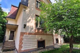 Haus mieten in 1130 Wien, 360° TOUR / Einfamilienvilla mit großem Garten und Garage in bester Grünlage von Hietzing