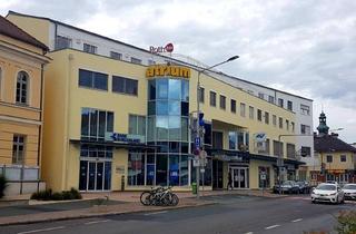 Gewerbeimmobilie kaufen in Hauptplatz 11, 7400 Oberwart, Investoren aufgepasst: Geschäftslokal / Büro unbefristet vermietet!