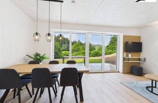 Haus kaufen in 9210 Pörtschach am Wörther See, FERIENHAUS ALS ANLAGEOBJEKT MIT EIGENNUTZUNG mit Traumausblick!