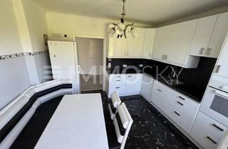 Haus kaufen in 2231 Strasshof an der Nordbahn, Renovierungsbedürftiges Anwesen-Hell und Ruhig