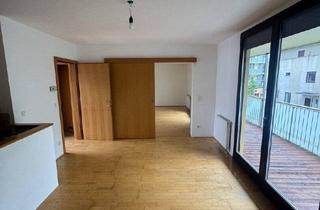 Wohnung kaufen in 5020 Salzburg, 2-Zimmer Wohnung mit 21m2 sonnigem Balkon in zentraler Ruhelage Salzburgs (rollstuhlgerecht)