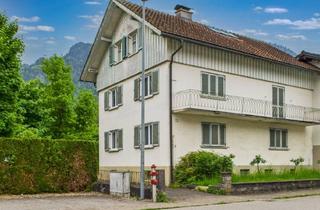 Haus kaufen in Kaiserin-Elisabeth-Straße 13A, 6845 Hohenems, Mehrparteienhaus mit drei Einheiten in Zentrumsnähe - Ihr Projekt mit Erweiterungspotenzial