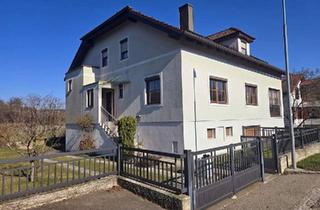 Haus kaufen in 2070 Retz, Großzügiges Wohnhaus mit zwei Wohneinheiten in 2070 Retz - toller Garten, Zweitgarage, Pelletheizung