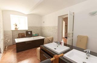 Praxen mieten in 2500 Baden, Baden TOP-Lage Zentrum: BÜRO / Praxis / Studio oder Ähnliches (Gewerbe-Räume) am Ring mit TOP Infrastruktur - in einem sehr schönen Altbau