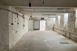 Lager mieten in Eduard-Sueß-Gasse, 1150 Wien, Straßenseitiges Lager nähe Johnstraße!