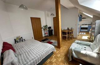 Wohnung mieten in Steyrergasse, 8010 Graz, Zentral gelegene 2-Zimmer-Dachgeschoßwohnung mit besonderem Flair