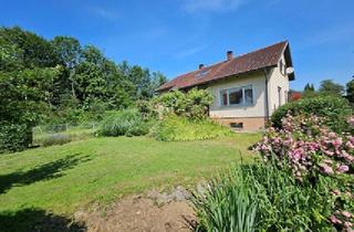Haus kaufen in 6841 Mäder, Älteres Einfamilienhaus in sonniger und ruhiger Lage von Mäder mit großem Garten!