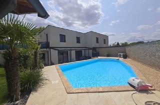 Reihenhaus kaufen in 2011 Sierndorf, ++ECHTE Traumhaus++ WEG VON DER GROßSTADT, JEDOCH TROTZDEM NÄHE WIEN ++ Neuwertiges Eckreihenhaus mit beheiztem Swimming Pool, Garten, Terrasse, Garage und Technikraum ++ 30.Min.von Wien entfernt