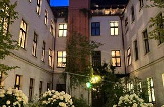 Wohnung mieten in Liechtensteinstraße, 1090 Wien, Miete mit Kaufoption: Rarität im Biedermeierhaus: Wohnen in einem wunderbar renovierten und denkmalgeschützten Kleinod