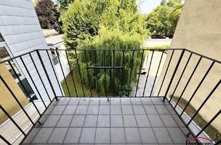 Wohnung kaufen in Strauchergasse, 8020 Graz, PROVISIONSFREI - UNSANIERT: 2-Zimmerwohnung mit Balkon und zusätzlichen GOODIES!