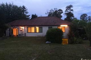 Haus kaufen in 2433 Margarethen am Moos, Zentral gelegener Bungalow mit großem, teilbarem Grundstück